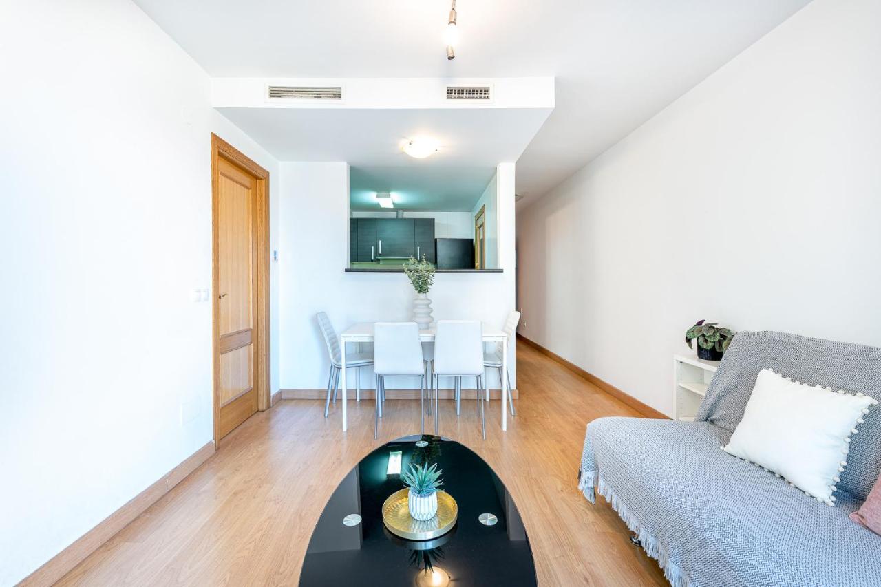 797 Holiday Rentals -Piso Con Terraza Y Vistas En La Nogalera ตอร์เรโมลิโนส ภายนอก รูปภาพ