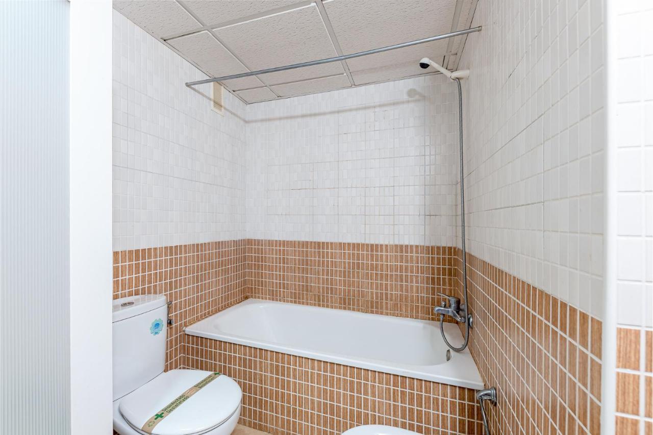797 Holiday Rentals -Piso Con Terraza Y Vistas En La Nogalera ตอร์เรโมลิโนส ภายนอก รูปภาพ
